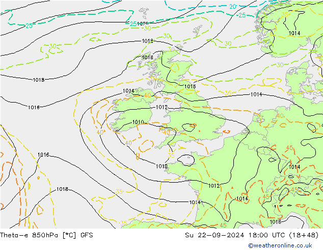 Theta-e 850hPa GFS nie. 22.09.2024 18 UTC