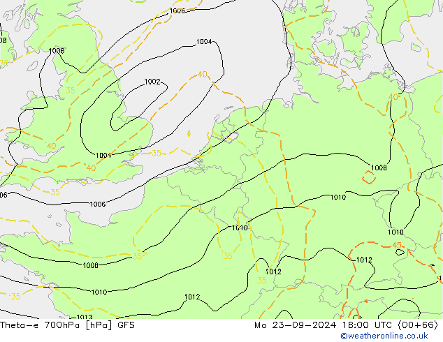 Theta-e 700hPa GFS ma 23.09.2024 18 UTC