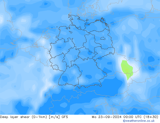 Deep layer shear (0-1km) GFS 星期一 23.09.2024 00 UTC