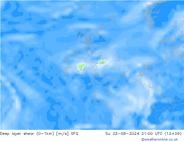 Deep layer shear (0-1km) GFS zo 22.09.2024 21 UTC