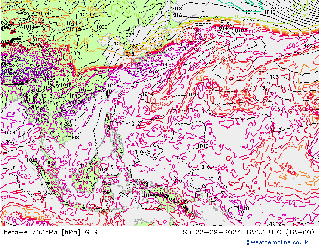 Theta-e 700hPa GFS Paz 22.09.2024 18 UTC