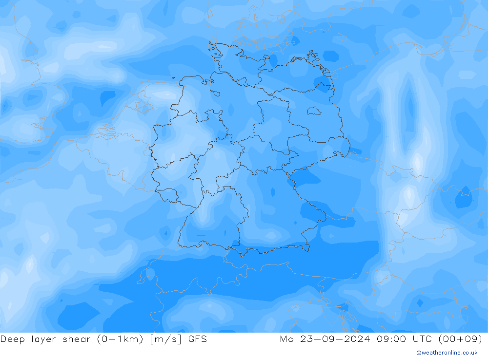 Deep layer shear (0-1km) GFS pon. 23.09.2024 09 UTC