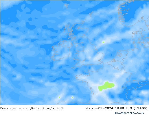 Deep layer shear (0-1km) GFS Mo 23.09.2024 18 UTC