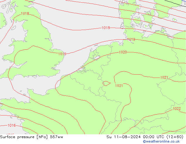 地面气压 557ww 星期日 11.08.2024 00 UTC