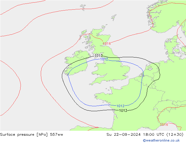 Pressione al suolo 557ww dom 22.09.2024 18 UTC