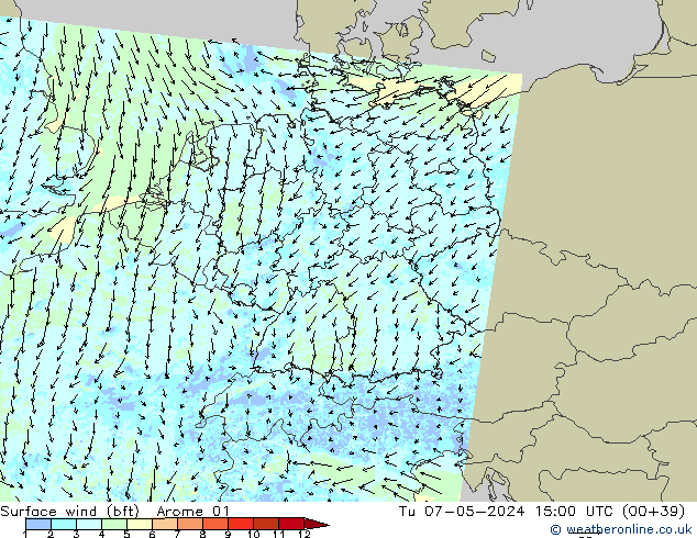 wiatr 10 m (bft) Arome 01 wto. 07.05.2024 15 UTC