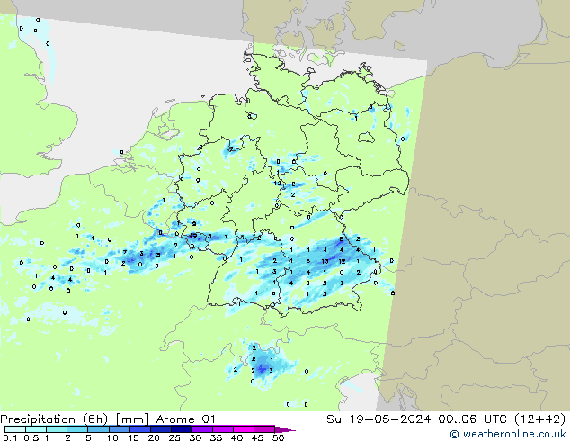 Totale neerslag (6h) Arome 01 zo 19.05.2024 06 UTC