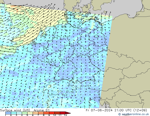 wiatr 10 m (bft) Arome 01 pt. 07.06.2024 21 UTC