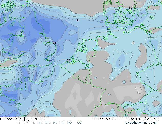 RH 850 hPa ARPEGE 星期二 09.07.2024 12 UTC