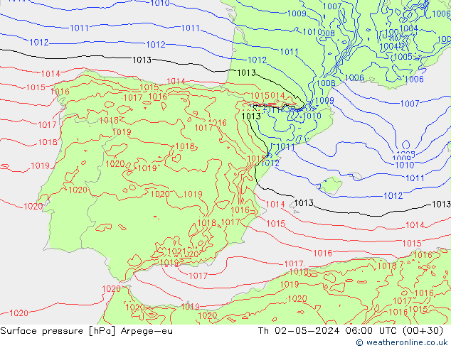 Atmosférický tlak Arpege-eu Čt 02.05.2024 06 UTC