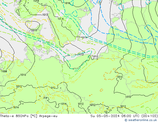 Theta-e 850hPa Arpege-eu zo 05.05.2024 06 UTC