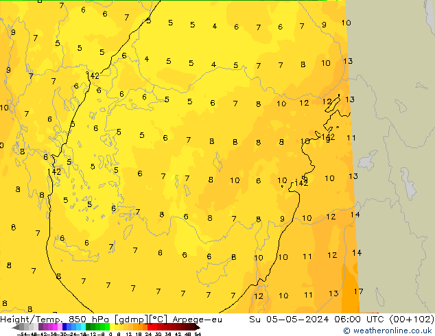 Hoogte/Temp. 850 hPa Arpege-eu zo 05.05.2024 06 UTC