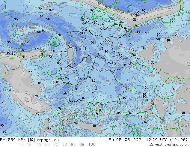 Humedad rel. 850hPa Arpege-eu dom 05.05.2024 12 UTC