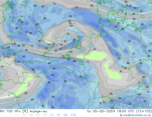 RH 700 hPa Arpege-eu Su 05.05.2024 18 UTC