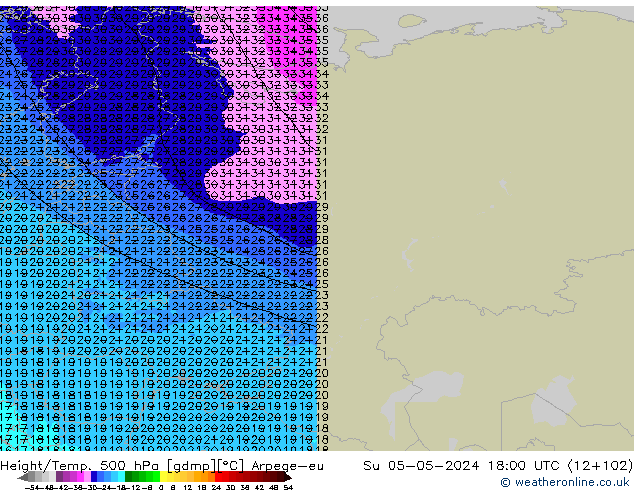 Hoogte/Temp. 500 hPa Arpege-eu zo 05.05.2024 18 UTC