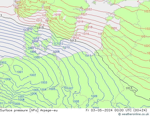 Atmosférický tlak Arpege-eu Pá 03.05.2024 00 UTC