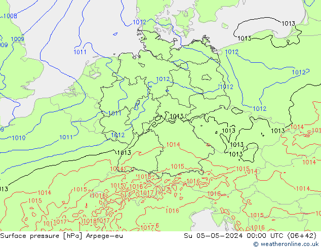 Presión superficial Arpege-eu dom 05.05.2024 00 UTC