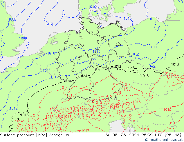 Pressione al suolo Arpege-eu dom 05.05.2024 06 UTC