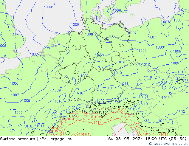 Luchtdruk (Grond) Arpege-eu zo 05.05.2024 18 UTC