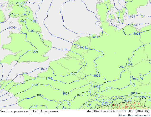 Pressione al suolo Arpege-eu lun 06.05.2024 00 UTC