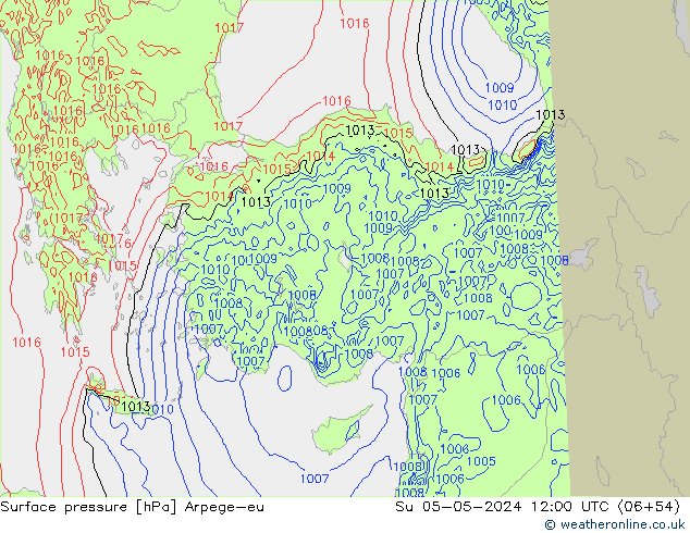 Pressione al suolo Arpege-eu dom 05.05.2024 12 UTC