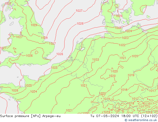 Atmosférický tlak Arpege-eu Út 07.05.2024 18 UTC