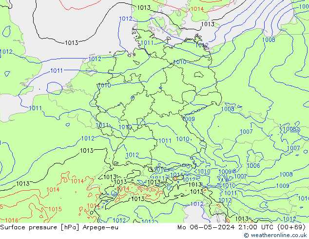 Pressione al suolo Arpege-eu lun 06.05.2024 21 UTC