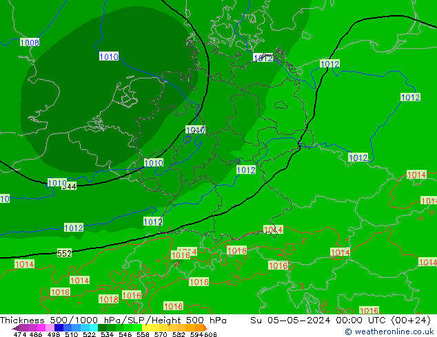 500-1000 hPa Kalınlığı Arpege-eu Paz 05.05.2024 00 UTC