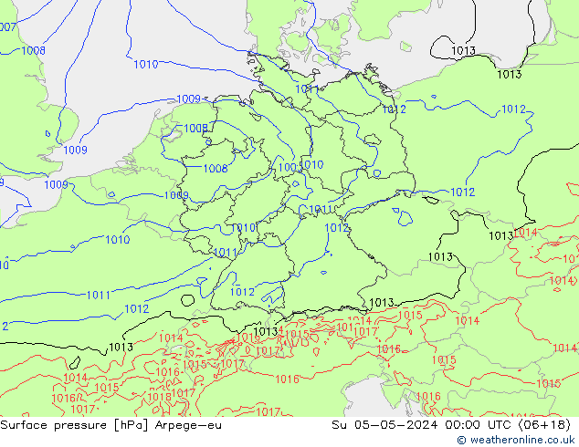 Pressione al suolo Arpege-eu dom 05.05.2024 00 UTC