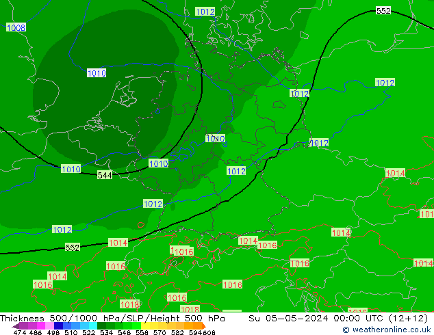 Dikte 500-1000hPa Arpege-eu zo 05.05.2024 00 UTC