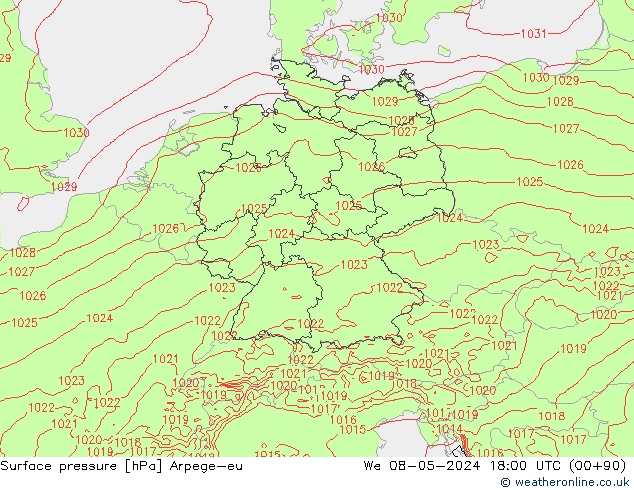 Atmosférický tlak Arpege-eu St 08.05.2024 18 UTC