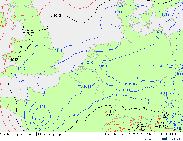 Atmosférický tlak Arpege-eu Po 06.05.2024 21 UTC