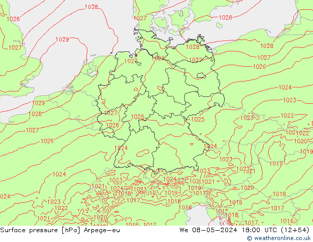 Pressione al suolo Arpege-eu mer 08.05.2024 18 UTC