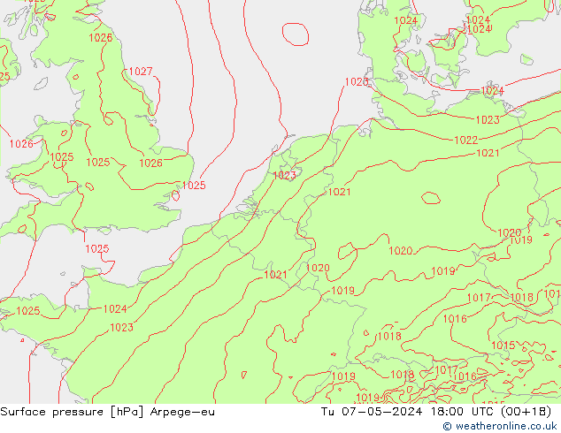 Luchtdruk (Grond) Arpege-eu di 07.05.2024 18 UTC