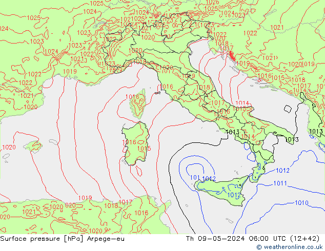 Atmosférický tlak Arpege-eu Čt 09.05.2024 06 UTC