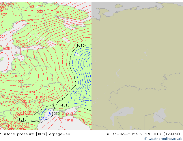 Atmosférický tlak Arpege-eu Út 07.05.2024 21 UTC
