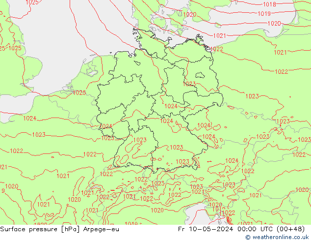 Pressione al suolo Arpege-eu ven 10.05.2024 00 UTC