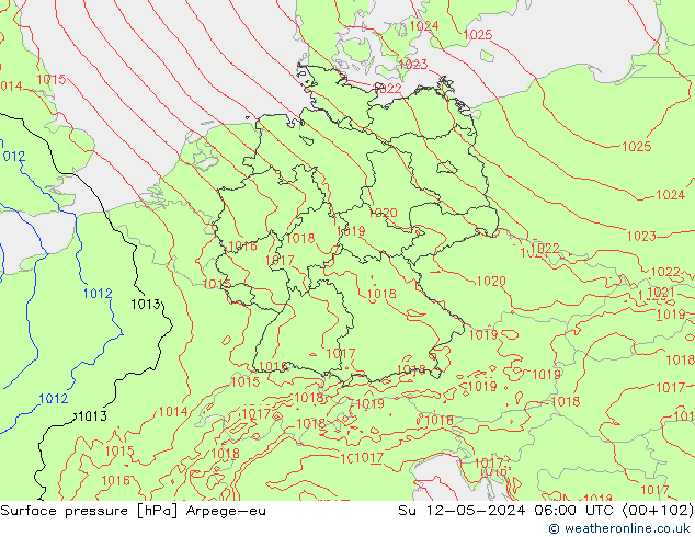 Atmosférický tlak Arpege-eu Ne 12.05.2024 06 UTC