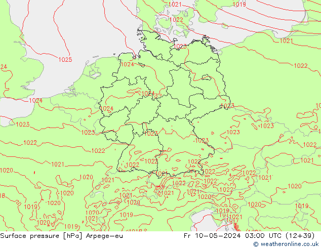 Atmosférický tlak Arpege-eu Pá 10.05.2024 03 UTC