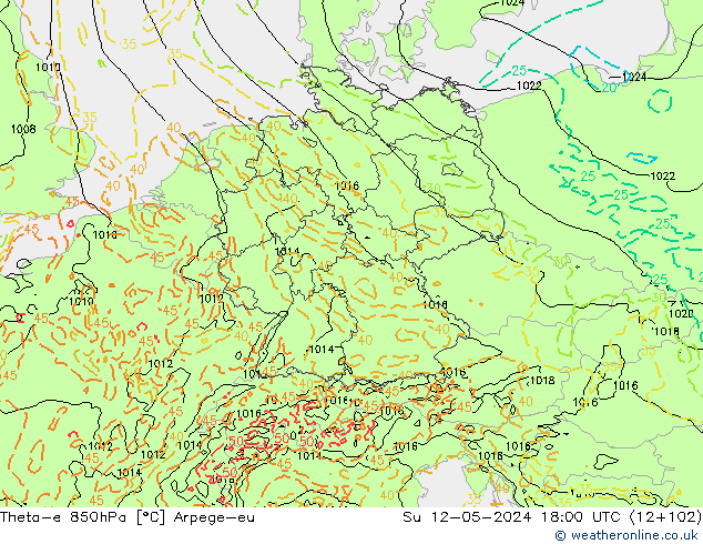 Theta-e 850hPa Arpege-eu  12.05.2024 18 UTC