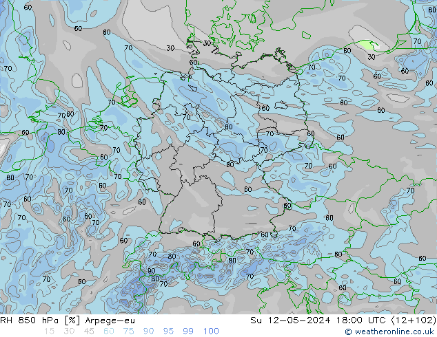 Humedad rel. 850hPa Arpege-eu dom 12.05.2024 18 UTC