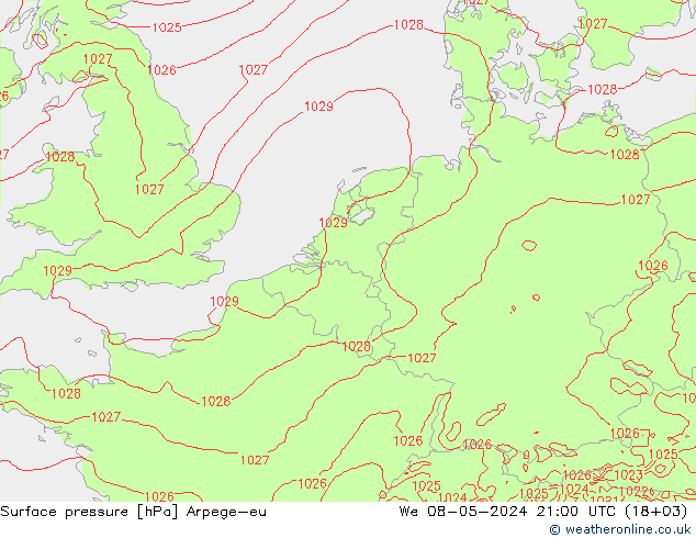 Pressione al suolo Arpege-eu mer 08.05.2024 21 UTC