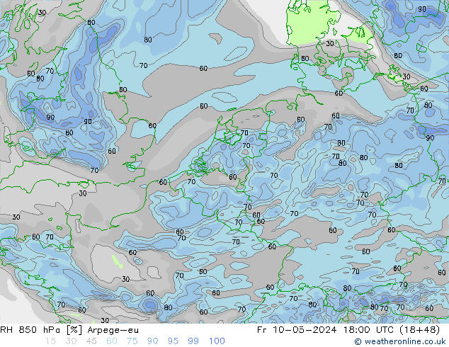 Humedad rel. 850hPa Arpege-eu vie 10.05.2024 18 UTC