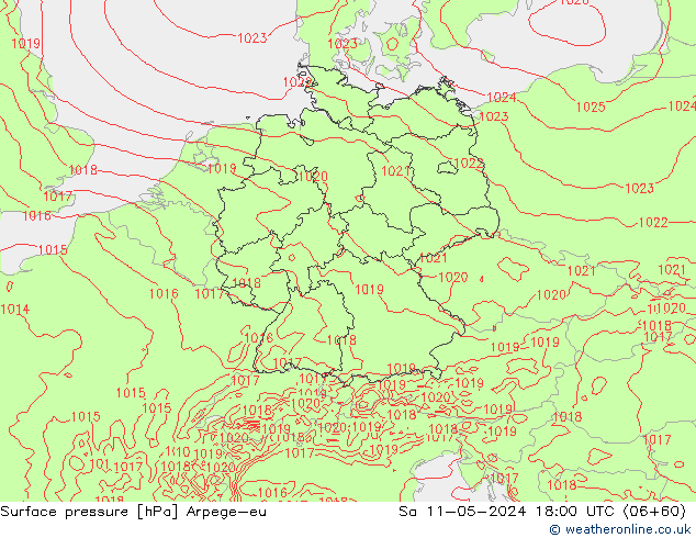 Atmosférický tlak Arpege-eu So 11.05.2024 18 UTC