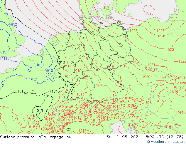 Atmosférický tlak Arpege-eu Ne 12.05.2024 18 UTC