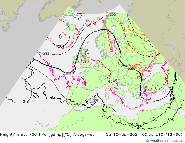Hoogte/Temp. 700 hPa Arpege-eu zo 12.05.2024 00 UTC