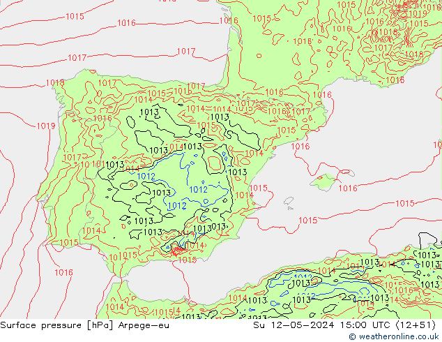 Pressione al suolo Arpege-eu dom 12.05.2024 15 UTC