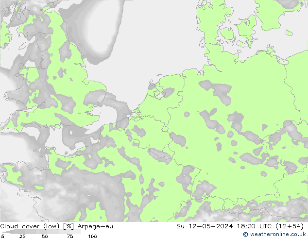 Cloud cover (low) Arpege-eu Su 12.05.2024 18 UTC