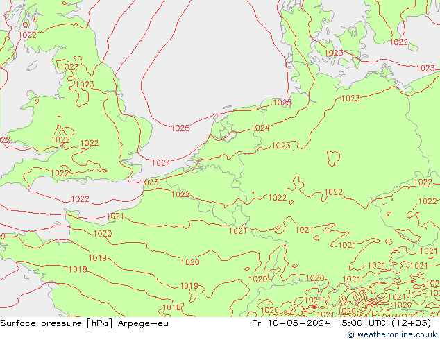 Presión superficial Arpege-eu vie 10.05.2024 15 UTC