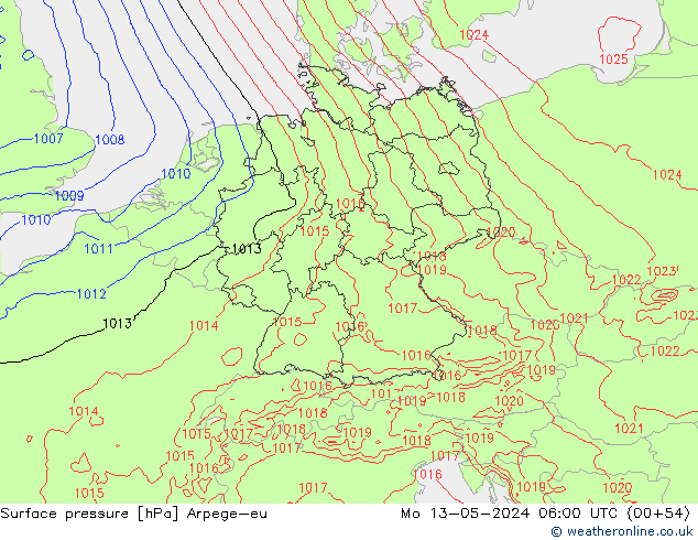 地面气压 Arpege-eu 星期一 13.05.2024 06 UTC